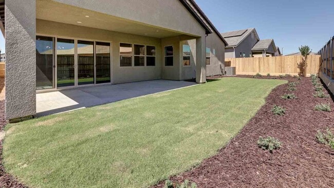 935 Talus Wy S in Madera, CA - Building Photo - Building Photo