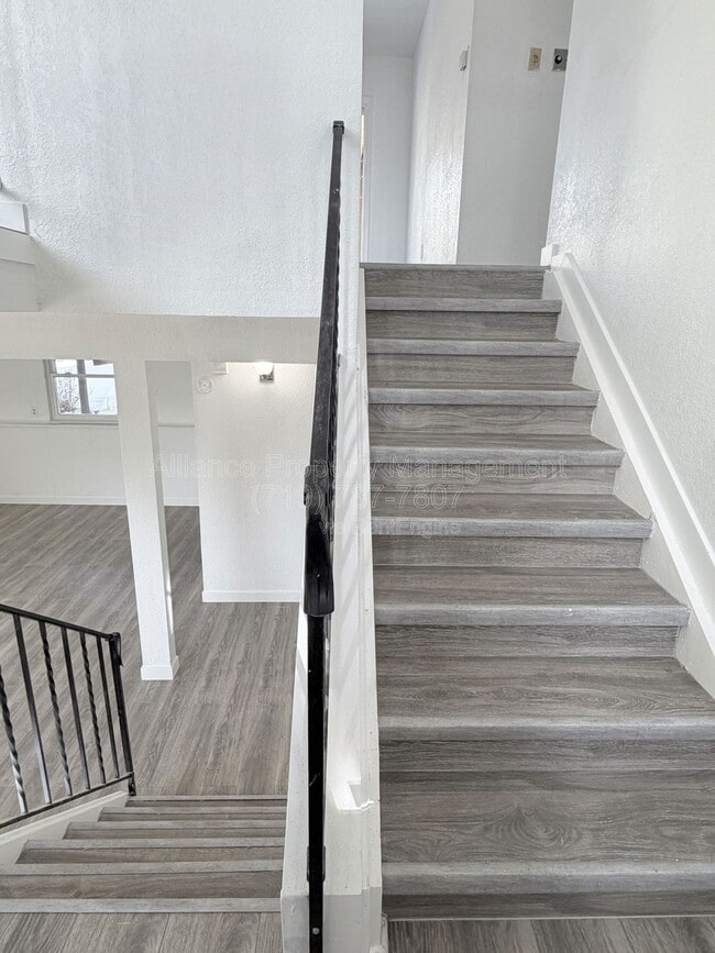 3280 El Canto Dr in Colorado Springs, CO - Building Photo - Building Photo