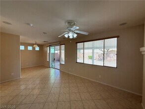 9552 Delivery Ave in Las Vegas, NV - Building Photo - Building Photo