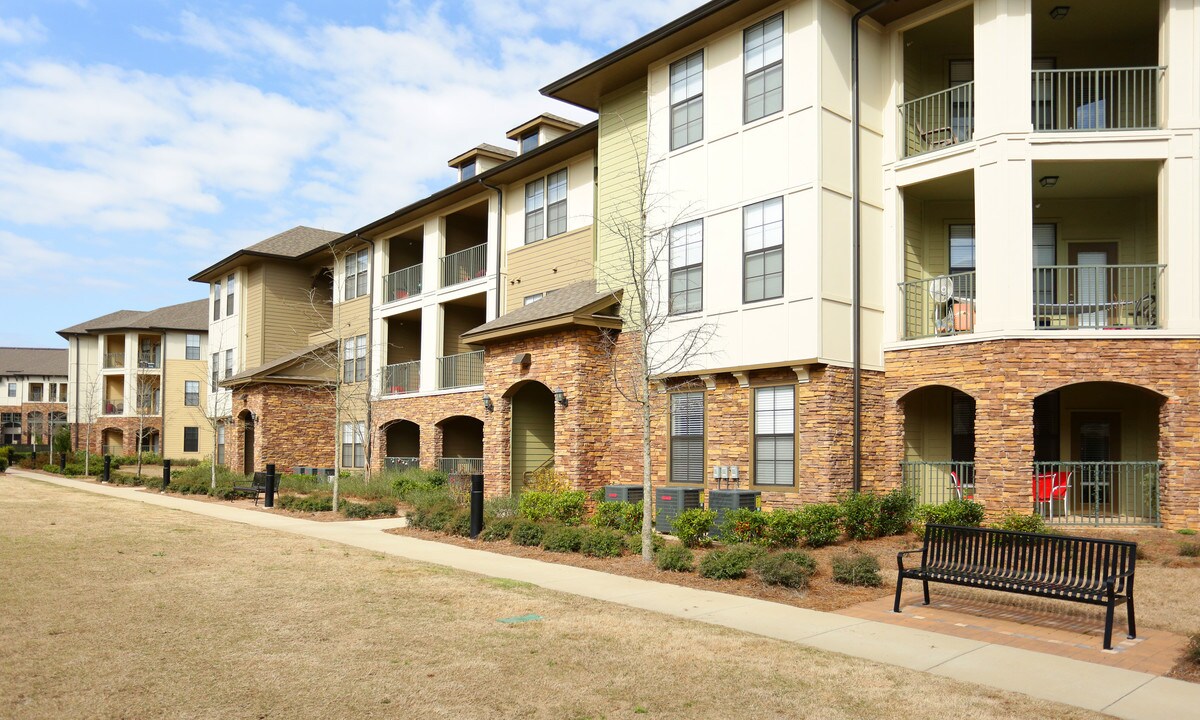 Tapestry Park in Birmingham, AL - Foto de edificio