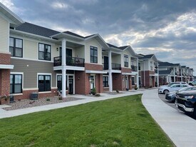 Pewits Landing 2 LLC in Baraboo, WI - Building Photo