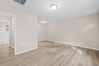 5605 Aldrich Ave in North Charleston, SC - Building Photo - Building Photo