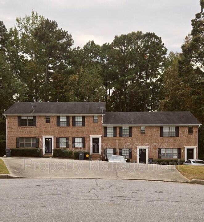 2676 Parkside Way SW in Snellville, GA - Building Photo