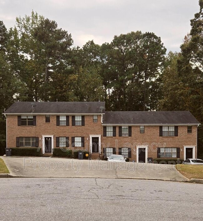 property at 2676 Parkside Way SW