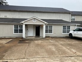 623 N Gloster St in Tupelo, MS - Building Photo