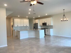 4464 San Fratello Cir in Wellington, FL - Foto de edificio - Building Photo