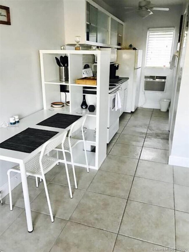 23 NE 23rd Ave-Unit -1 in Pompano Beach, FL - Building Photo - Building Photo