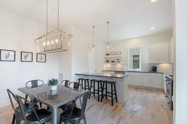 643 Vernon Ave, Unit 3 in Nashville, TN - Building Photo - Building Photo