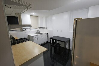 235 Savin Hill Ave, Unit 1 in Boston, MA - Building Photo - Building Photo