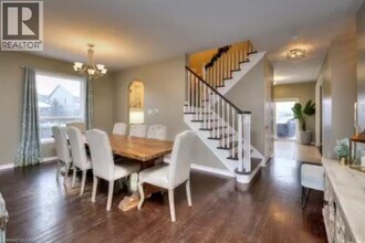 501 Topper Woods Crescent in Kitchener, ON - Building Photo - Building Photo