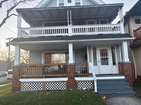 1944 W 73rd St in Cleveland, OH - Building Photo