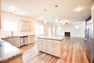 114 Welborn St in Raeford, NC - Building Photo - Building Photo