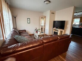 1387-1389 106th Ave in Otsego, MI - Building Photo
