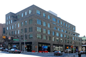 The Hendrik in Brooklyn, NY - Building Photo - Building Photo