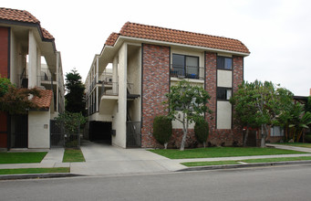 1105 Melrose Ave in Glendale, CA - Building Photo - Building Photo