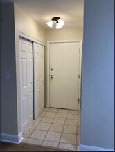 6186 Pinewood Ct in Willowbrook, IL - Building Photo - Building Photo