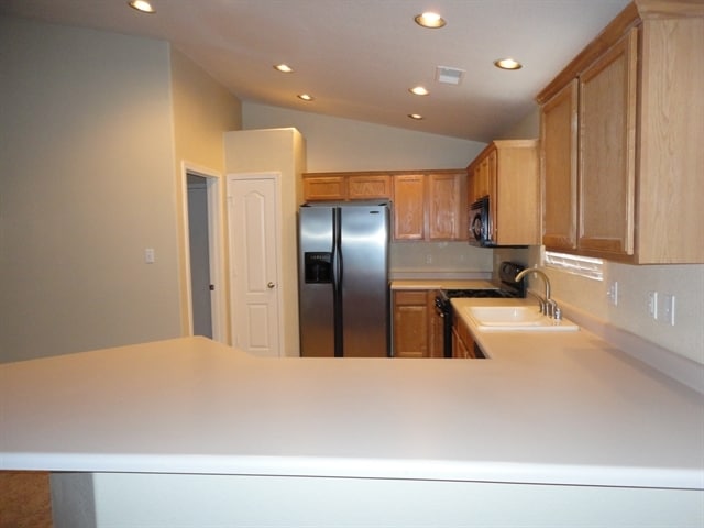 529 Sunny Meadows Dr NE in Rio Rancho, NM - Building Photo - Building Photo