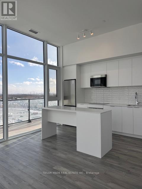 15 Skyridge Dr in Brampton, ON - Building Photo - Building Photo