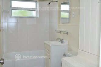 1755 SW 37th Way in Fort Lauderdale, FL - Building Photo - Building Photo