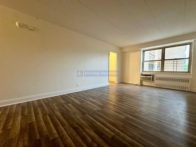 property at 33 N 3rd Ave