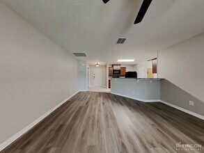 2463 Winnipeg Dr in Lakeland, FL - Building Photo - Building Photo
