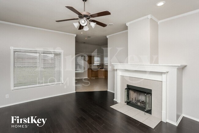 1049 Castle Top Dr in Haslet, TX - Building Photo - Building Photo