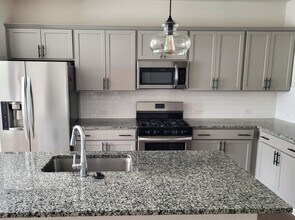 861 S Franklin St in Wake Forest, NC - Building Photo - Building Photo