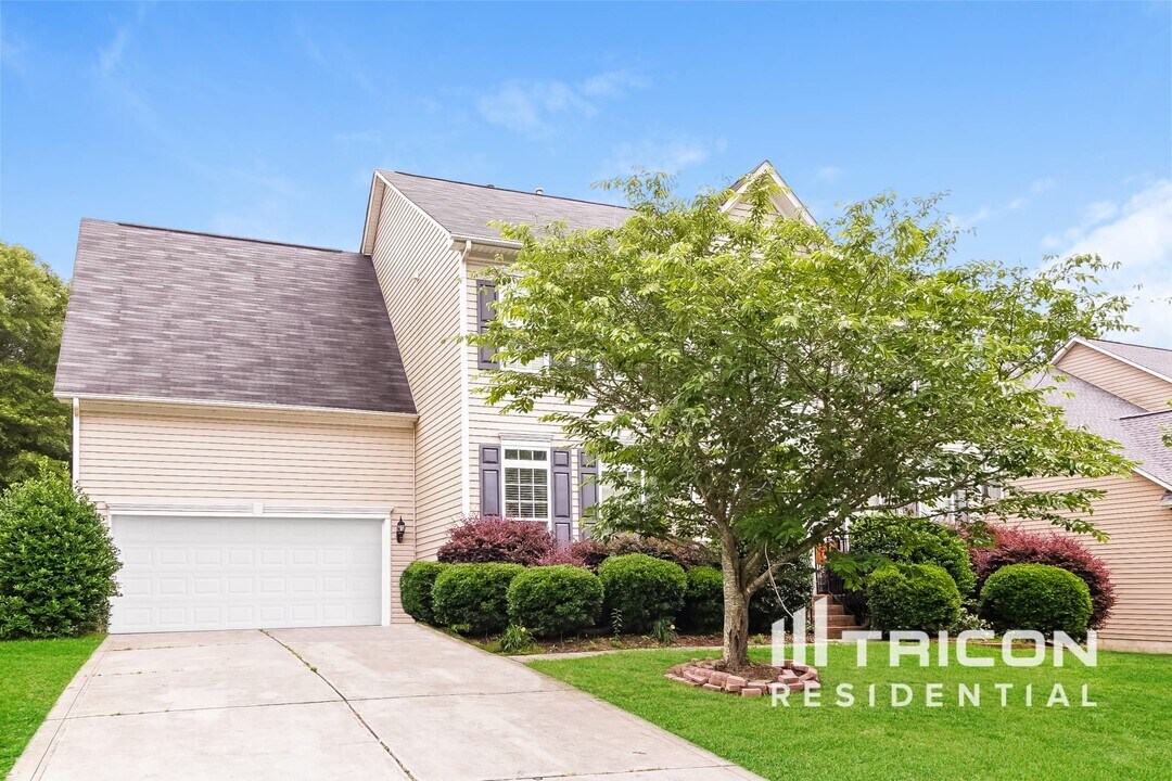 322 Lorraine Rd in Fort Mill, SC - Building Photo