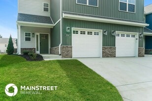 2086 Steamboat Wy in Jeffersonville, IN - Building Photo