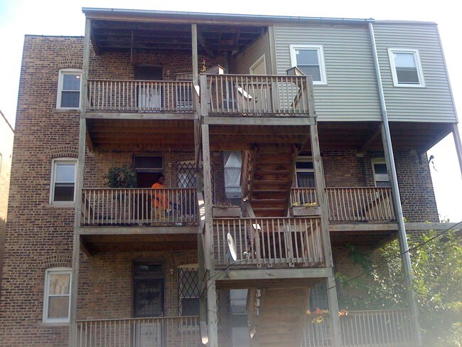 5410 S Indiana Ave in Chicago, IL - Building Photo - Building Photo