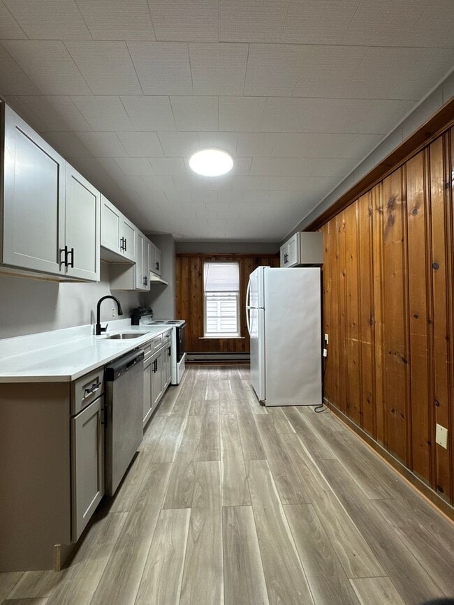 1222 Main St in Northampton, PA - Building Photo - Building Photo