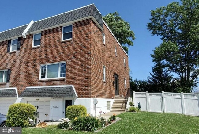 property at 11209 Jeanes St