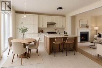 295 Ironside Dr in Oakville, ON - Building Photo - Building Photo