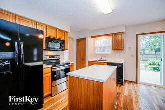 1904 Little Water Dr in Columbus, OH - Building Photo - Building Photo