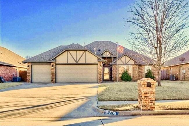 property at 566 W Alamo Ct Way