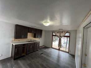 2825 SE 14th St in Des Moines, IA - Building Photo - Building Photo