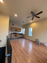 2113 E Huntingdon St in Philadelphia, PA - Building Photo