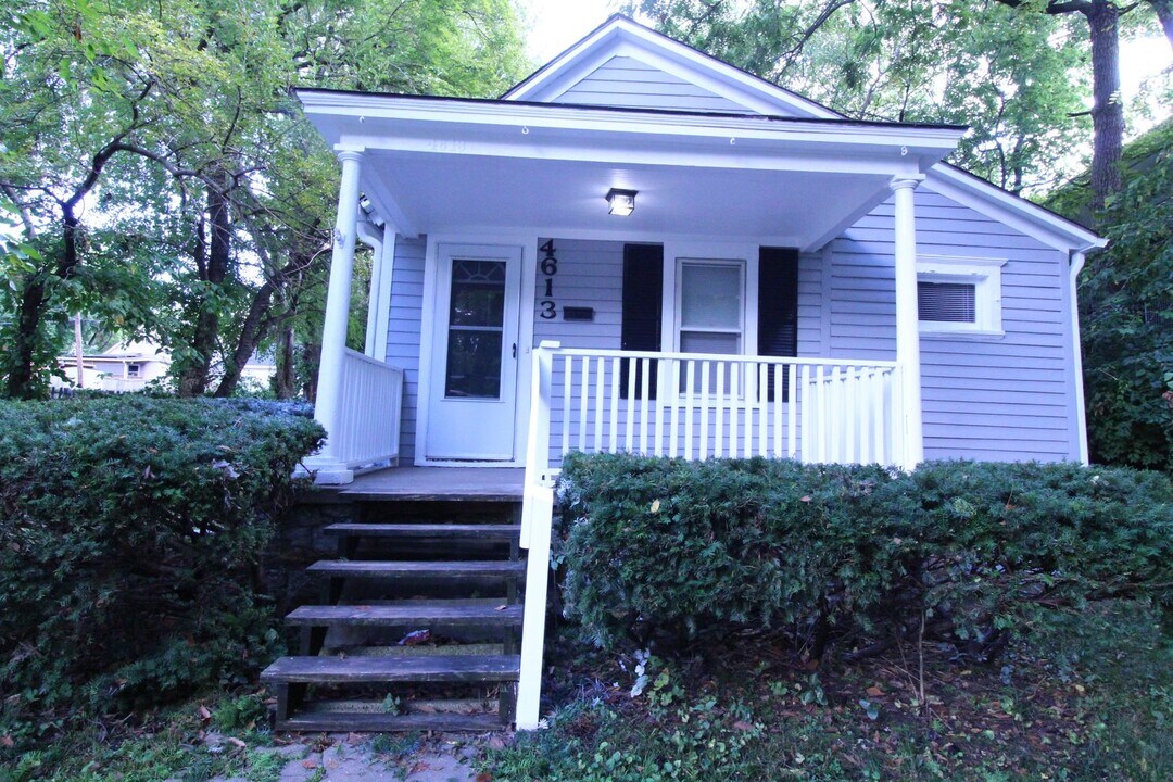 4613 Cambridge St in Kansas City, KS - Building Photo