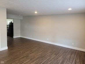 144 E Center Dr in Mooresville, IN - Building Photo - Building Photo