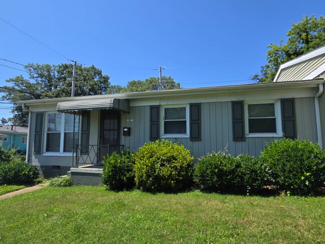 1006 N Harrison St in Richmond, VA - Building Photo - Building Photo