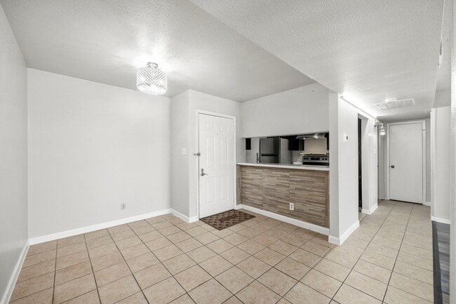 property at 206 Plaza Verde Dr