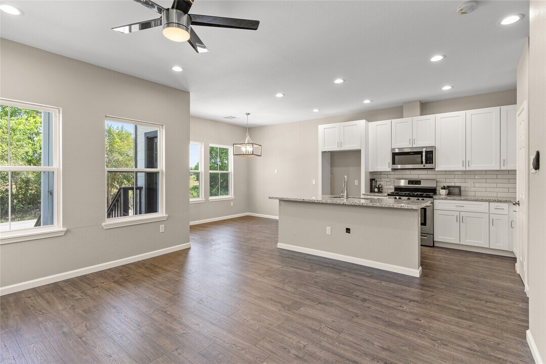 5107 Groveton St in Houston, TX - Building Photo