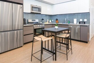 837 S Harvard Blvd-Unit -ID1043041P in Los Angeles, CA - Foto de edificio - Building Photo