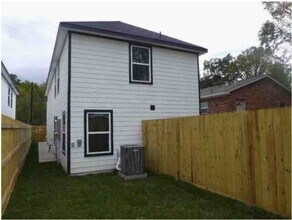 339 Connecticut St in Houston, TX - Building Photo - Building Photo
