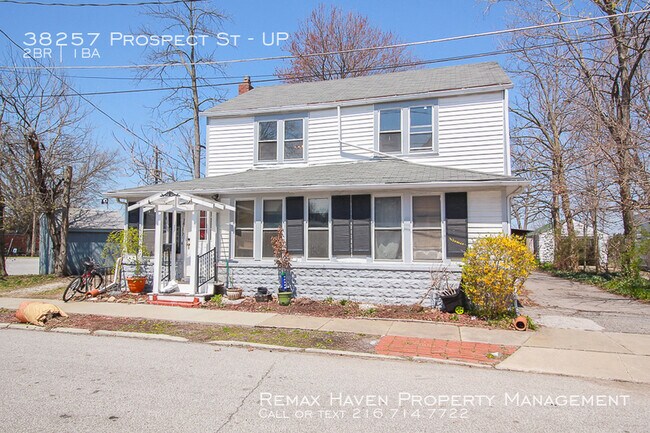 38257 Prospect St-Unit -UP in Willoughby, OH - Building Photo - Building Photo