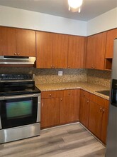 717 NW 77th St in Miami, FL - Building Photo - Building Photo
