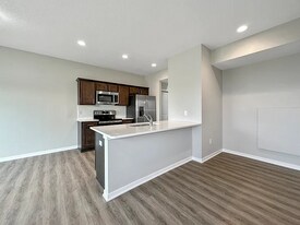 5620 Buckthorne Dr in Pleasant Hill, IA - Building Photo