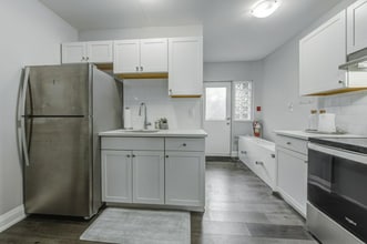 83 Gibson Ave in Hamilton, ON - Building Photo - Building Photo