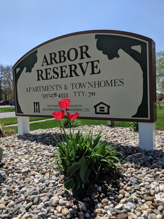 Arbor Reserve in Coldwater, MI - Foto de edificio