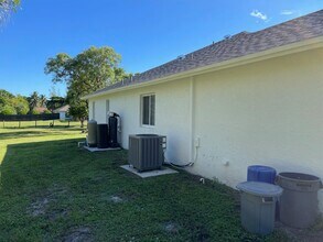 14825 76th Rd N in The Acreage, FL - Building Photo - Building Photo